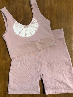 Of Earth and Salt medium matching set crop tank bike shorts purple